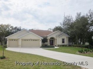 2226 Fentress Ct, Spring Hill, FL 34609