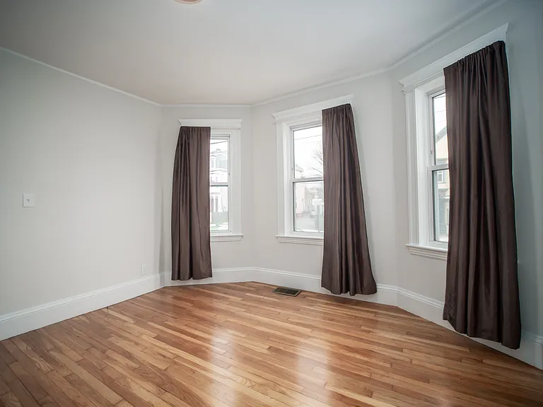 354 Beacon St #2 — Photo 39