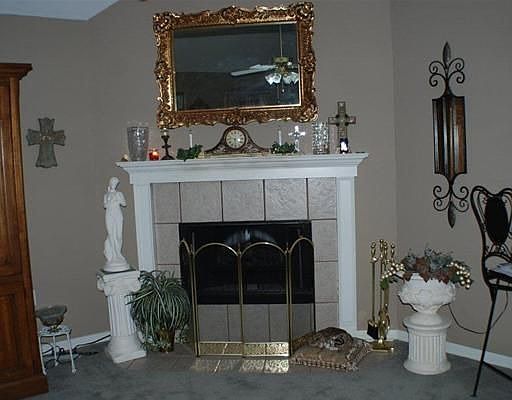 3rd image of 64 Hollycrest Blvd