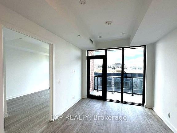 4th image of 699 Sheppard Ave E #907