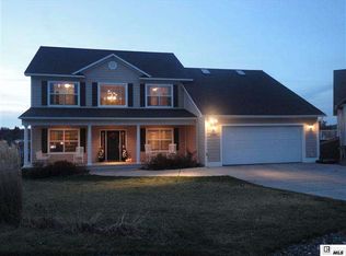 1942 Crestview Dr, Moscow, ID 83843