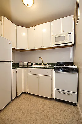 Rented by M.Woods & Associates | media 5