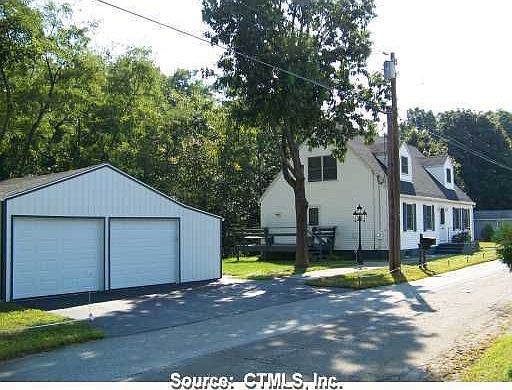 Exterior Front & Garage