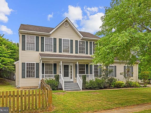5th image of 396 Driftwood Ct
