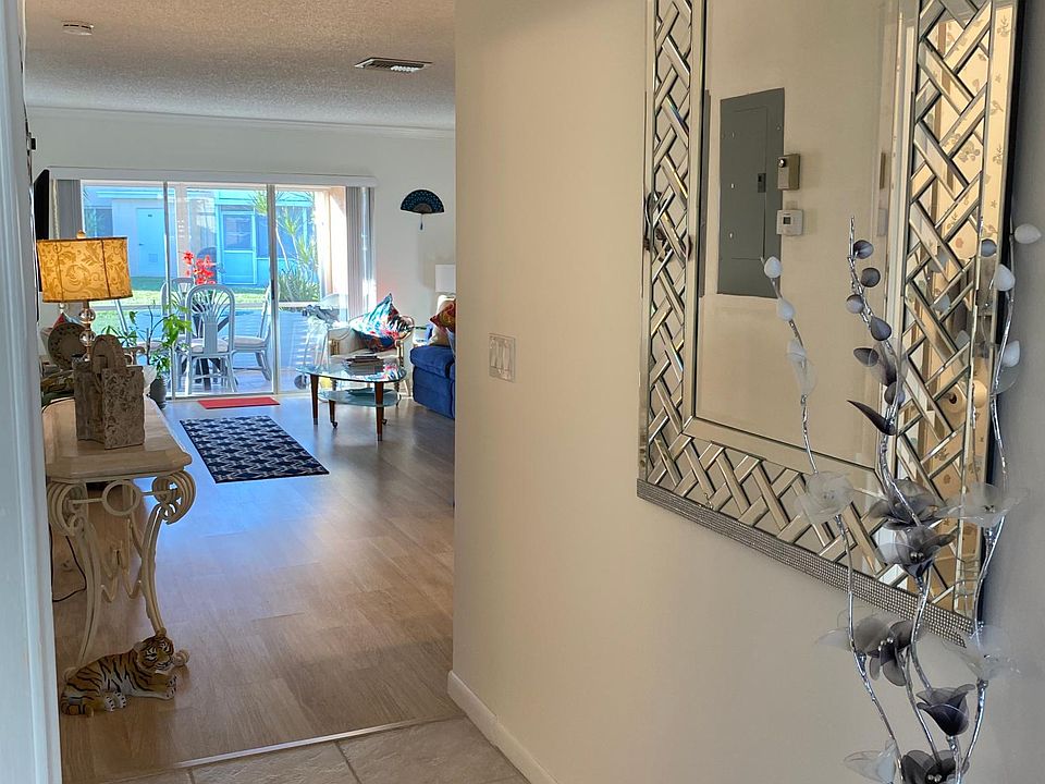1st image of 1700 NW 18th Ave APT C