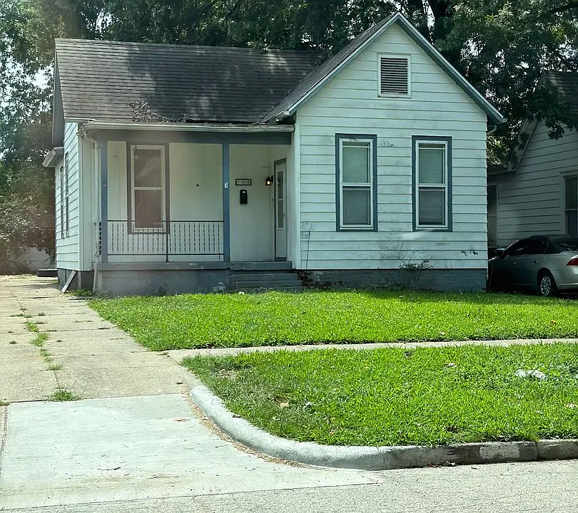 708 Black Ave