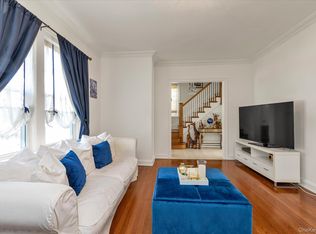 1051 Roselle Place, Woodmere, NY 11598