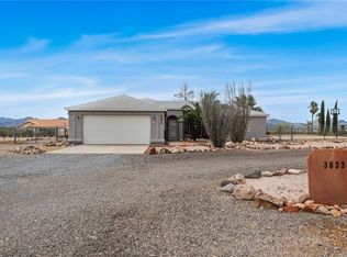 3633 N Milky Way Rd, Golden Valley, AZ 86413