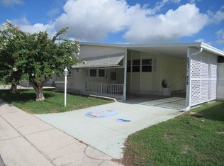 5917 Utopia Dr, Zephyrhills, FL 33540