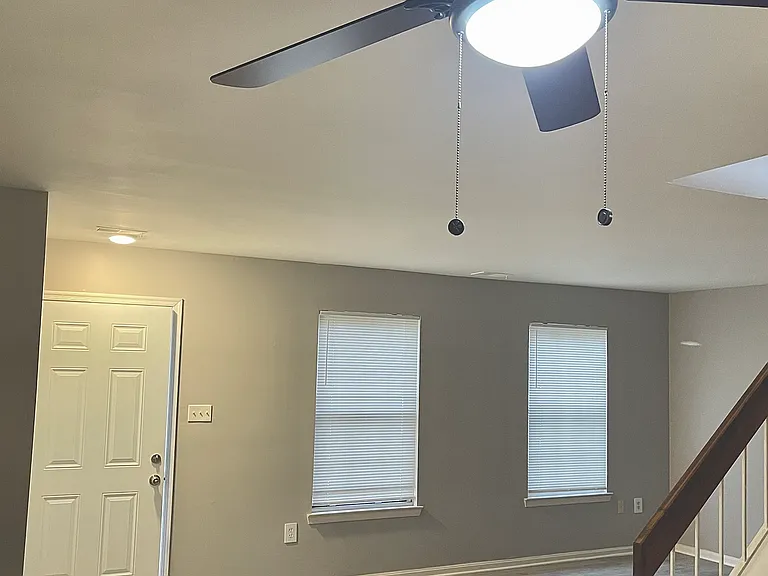 6907 Storch Cir — Photo 5
