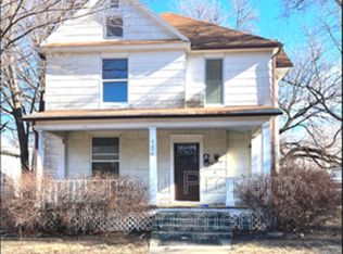 134 SW Fillmore St, Topeka, KS 66606