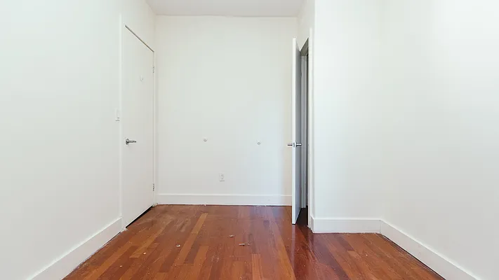 Rented by Nooklyn NYC LLC | media 3