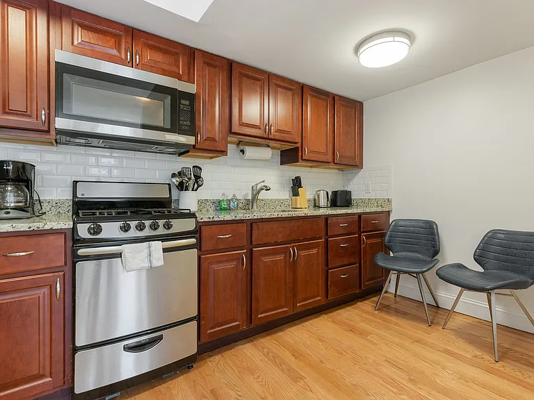 9 5th St #9C — Photo 5