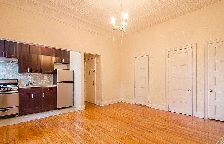 1st image of 374 7th St APT 4