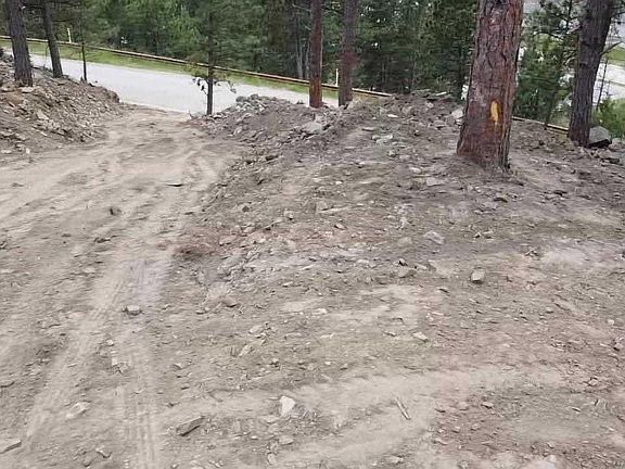 4th image of 426 Pine Mountain Ave