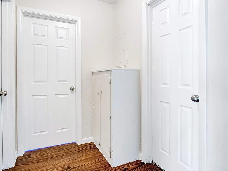 815 E Fort King St — Photo 42