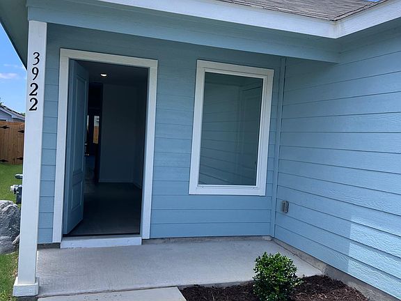 3rd image of 3922 Ontario Way
