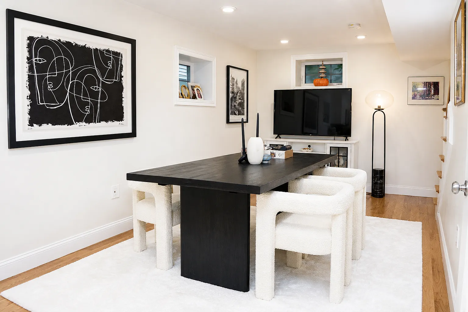 2 bed, 1.5 bath, 1199 sqft, $3,800 — Photo 3