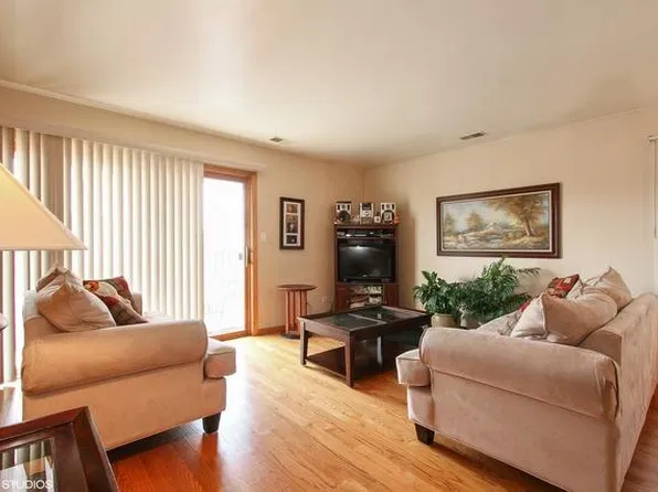 9436 S Kolmar Ave #3B, Oak Lawn, IL 60453