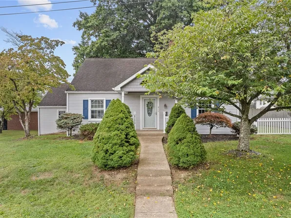 812 Jeanne Ave, Coraopolis, PA 15108