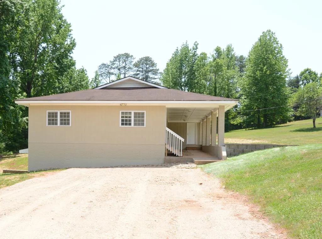 Building Photo - 245 Wansley Rd