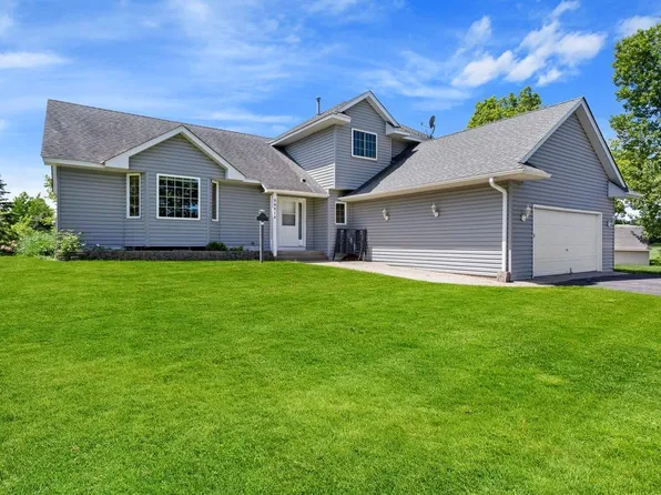 30010 108th St NW, Princeton, MN 55371