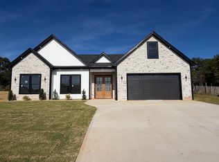206 Artisan Dr, Lyman, SC 29365