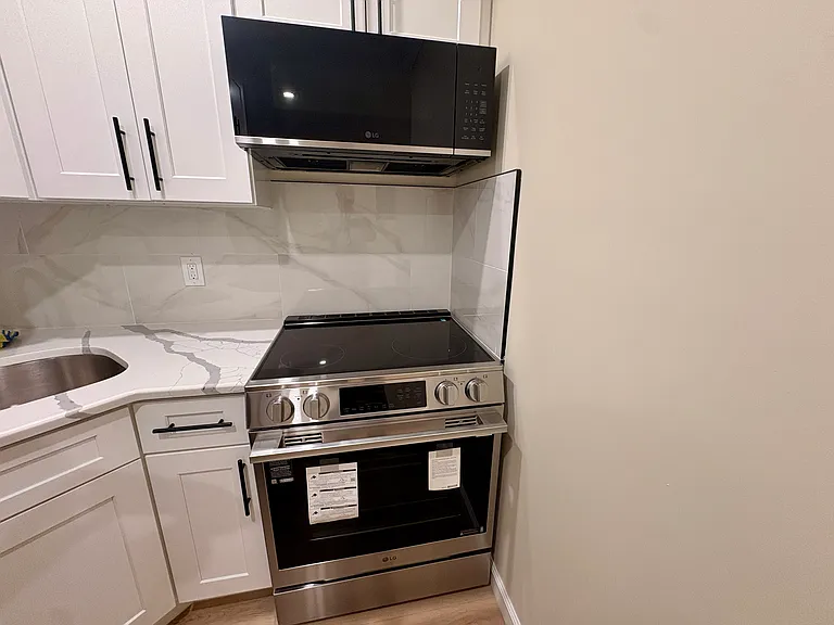 3902 Sedgwick Ave #1 — Photo 6