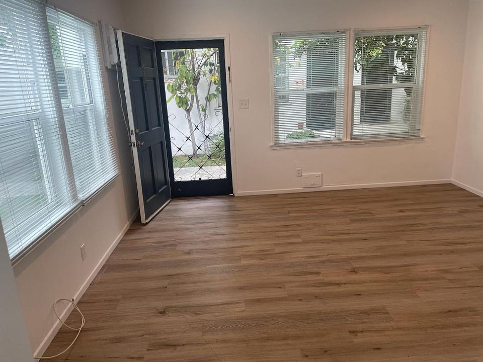 1st image of 415 W Alameda Ave #421A