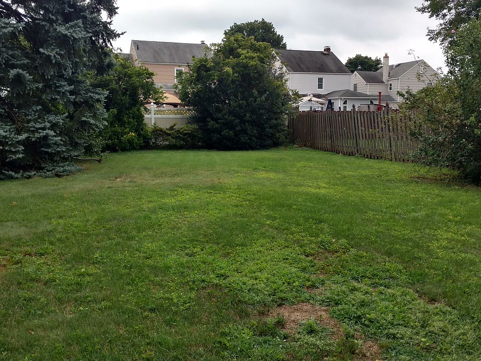 2nd image of 273 Colonial Ave