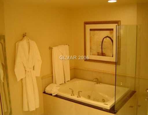 3rd image of 145 E Harmon Ave Unit 305