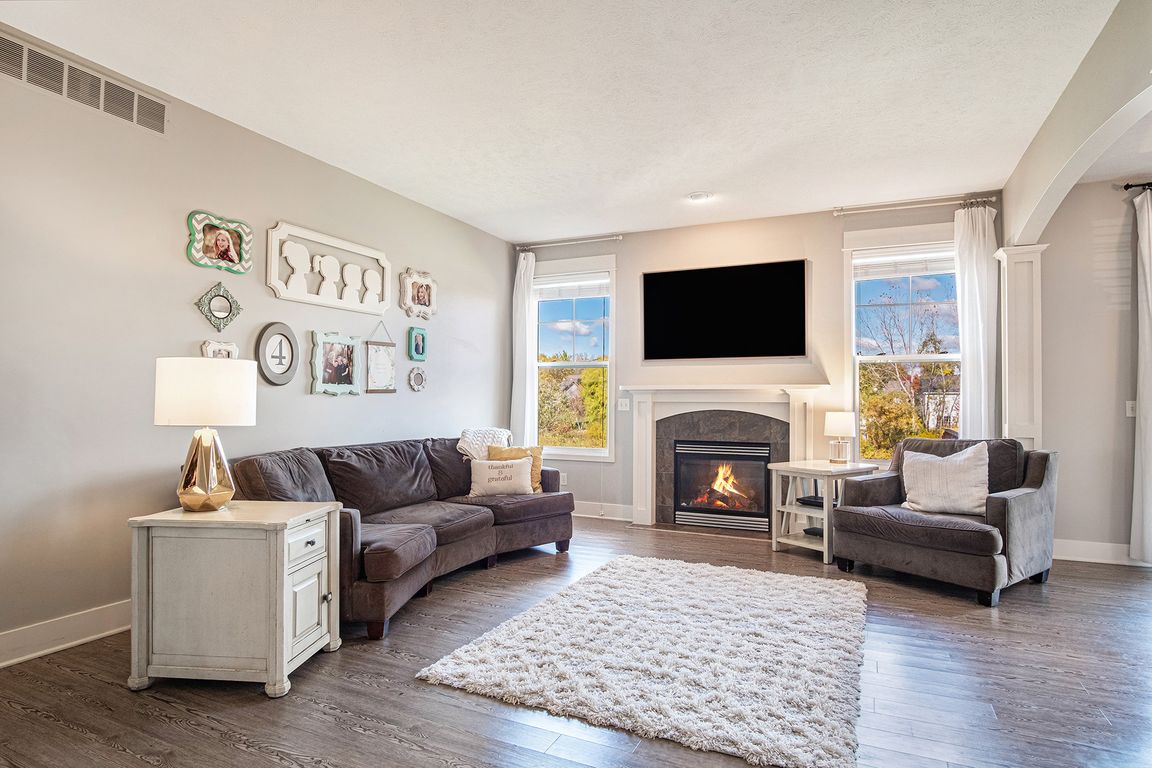 next background image