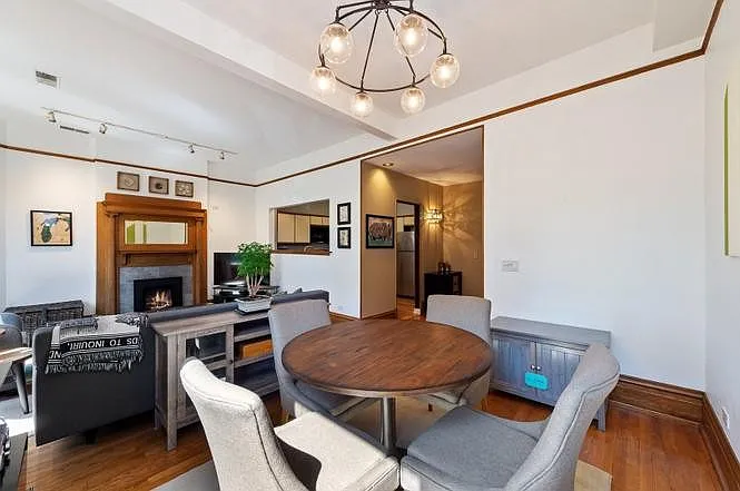 4011 N Kenmore Ave #201 — Photo 4