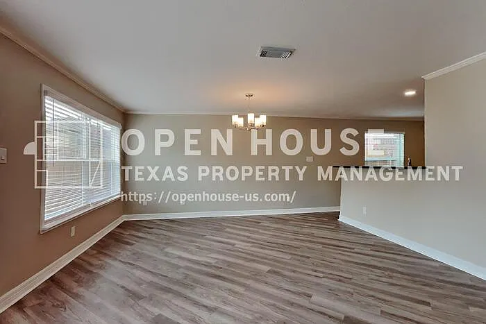 19526 Rocky Bank Dr — Photo 5