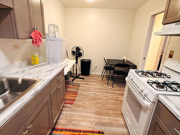 5th image of 600 McKinley Ave #208