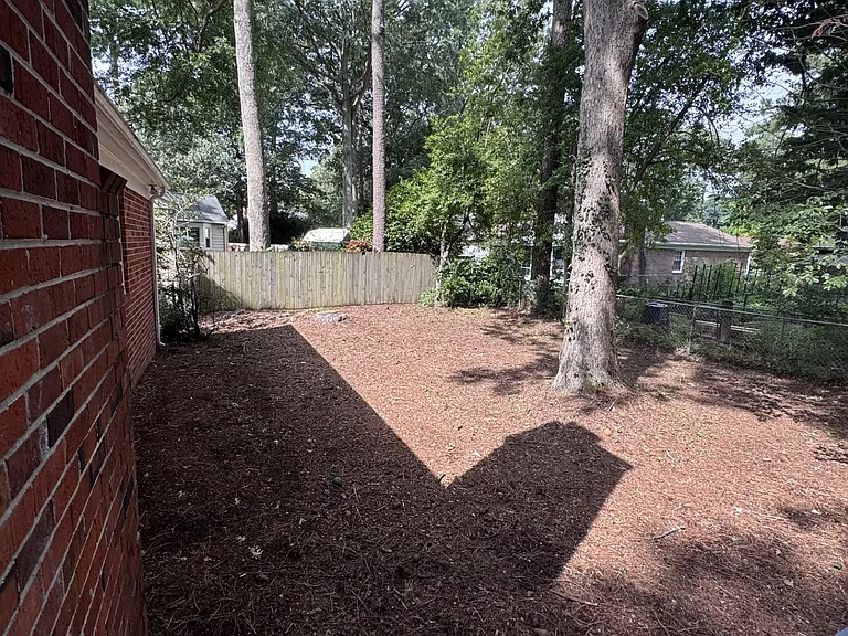 660 Village Green Pkwy — Photo 19