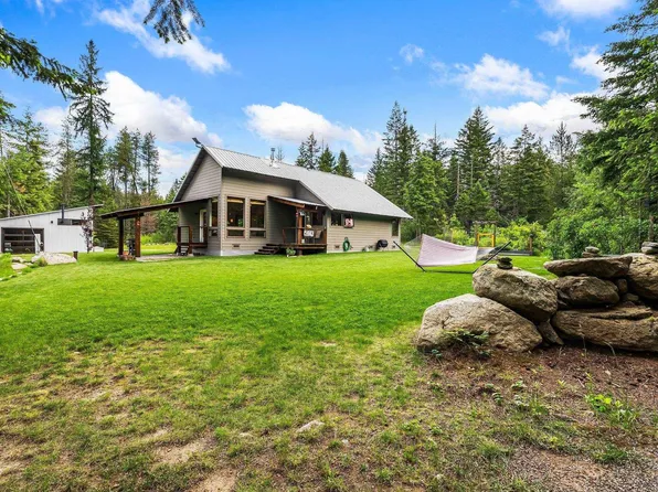 320 Coyote Creek Ln, Sandpoint, ID 83864