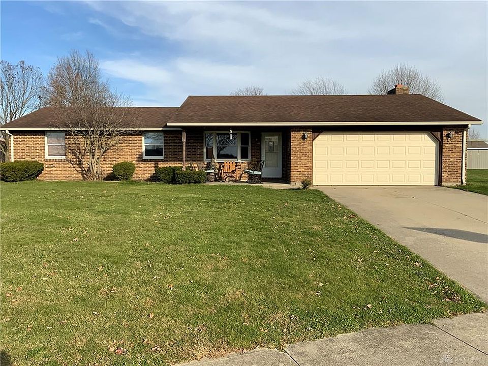 1st image of 107 Westminster Dr
