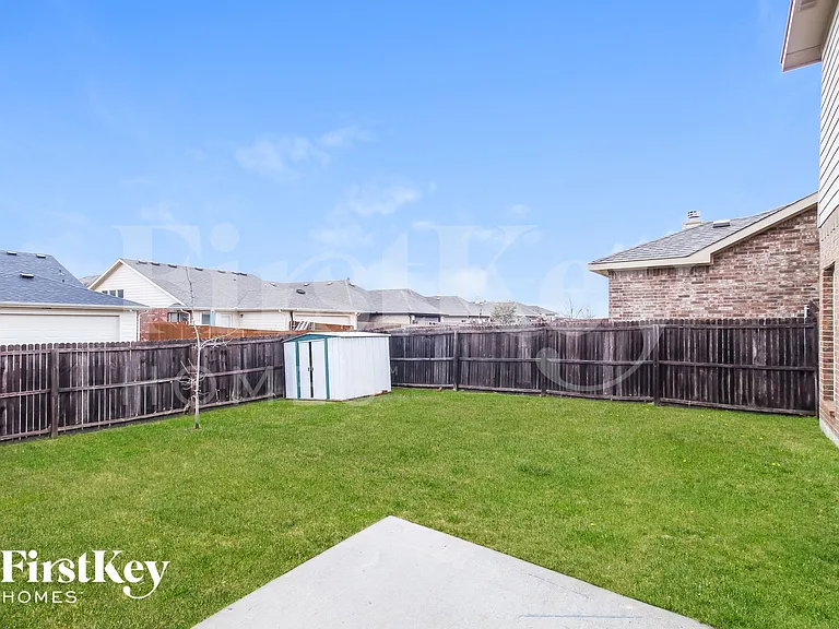 1309 Alder Tree Ln — Photo 15