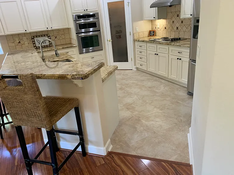 7468 Colbert Dr — Photo 4