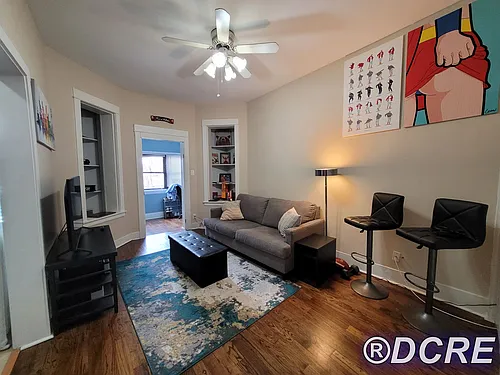 4356 N Kenmore Ave Photo 1