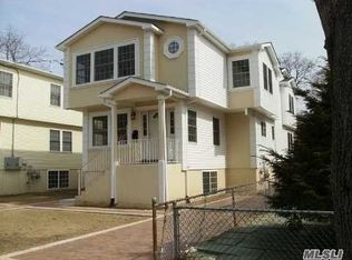 82A Firwood Rd, Port Washington, NY 11050