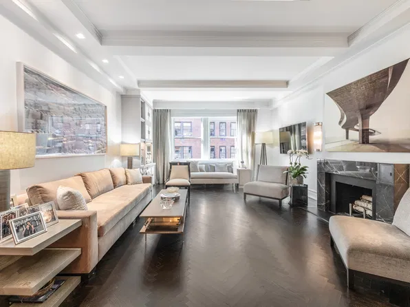 1125 Park Avenue image 1 of 14