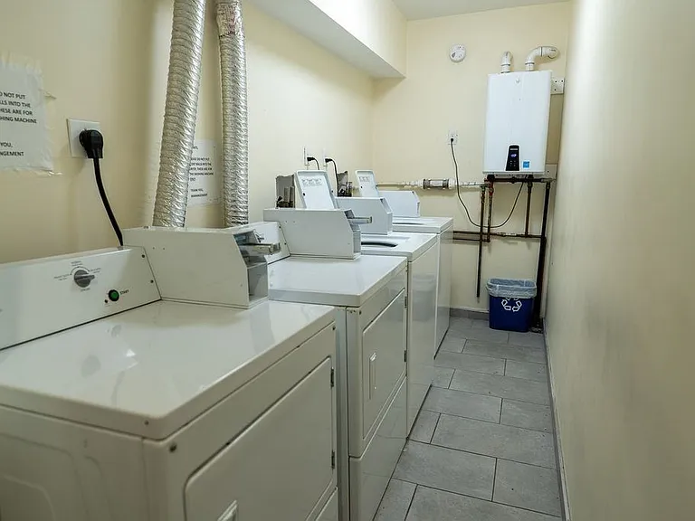 332 Talbot Ave #4-14 — Photo 11