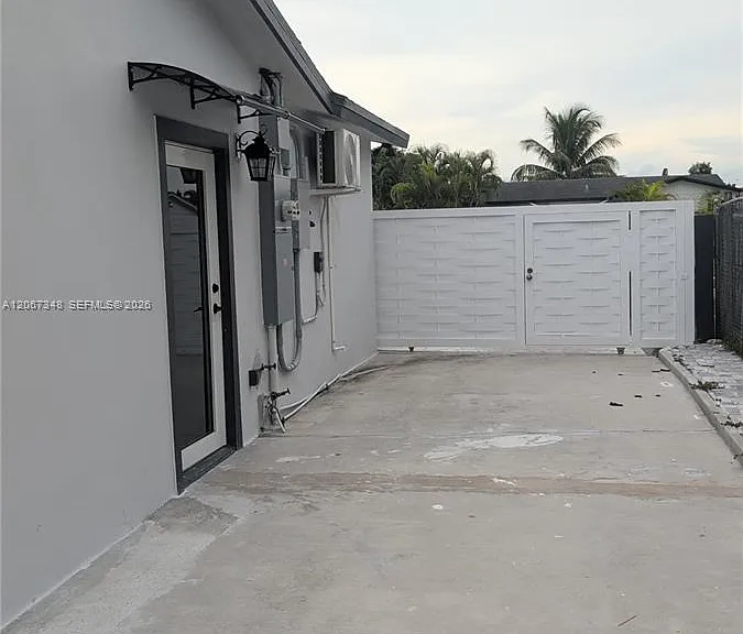 12805 SW 263rd Ter #1 — Photo 2