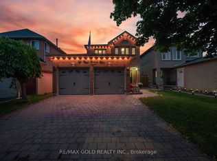 143 Royal Orchard Dr, Brampton, ON L6X 4K6