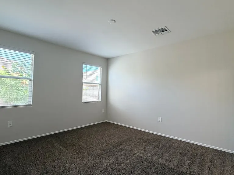 35420 W San Alvarez Ave — Photo 22