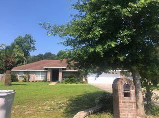 2489 Irving Dr, Navarre, FL 32566