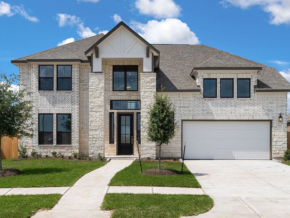 Welcome home to 5114 Sapphire Creek Drive located in the community of StoneCreek Estates and zoned t