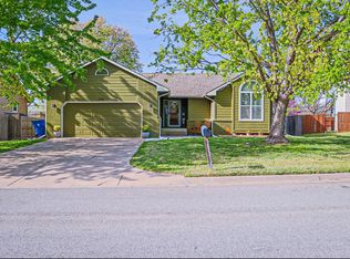 4557 N Eagle Lake Dr, Wichita, KS 67220